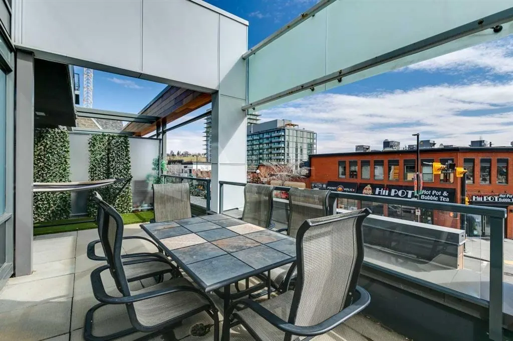 301 10 Street NW #201 — photo 3