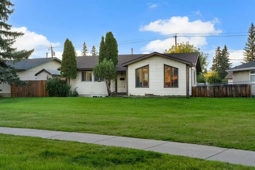 6036 Memorial Drive NE — photo 3