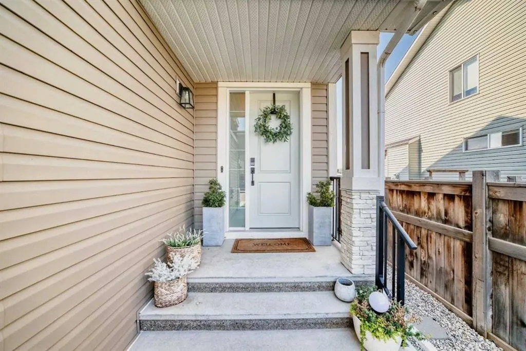 180 Auburn Meadows Crescent SE — photo 3