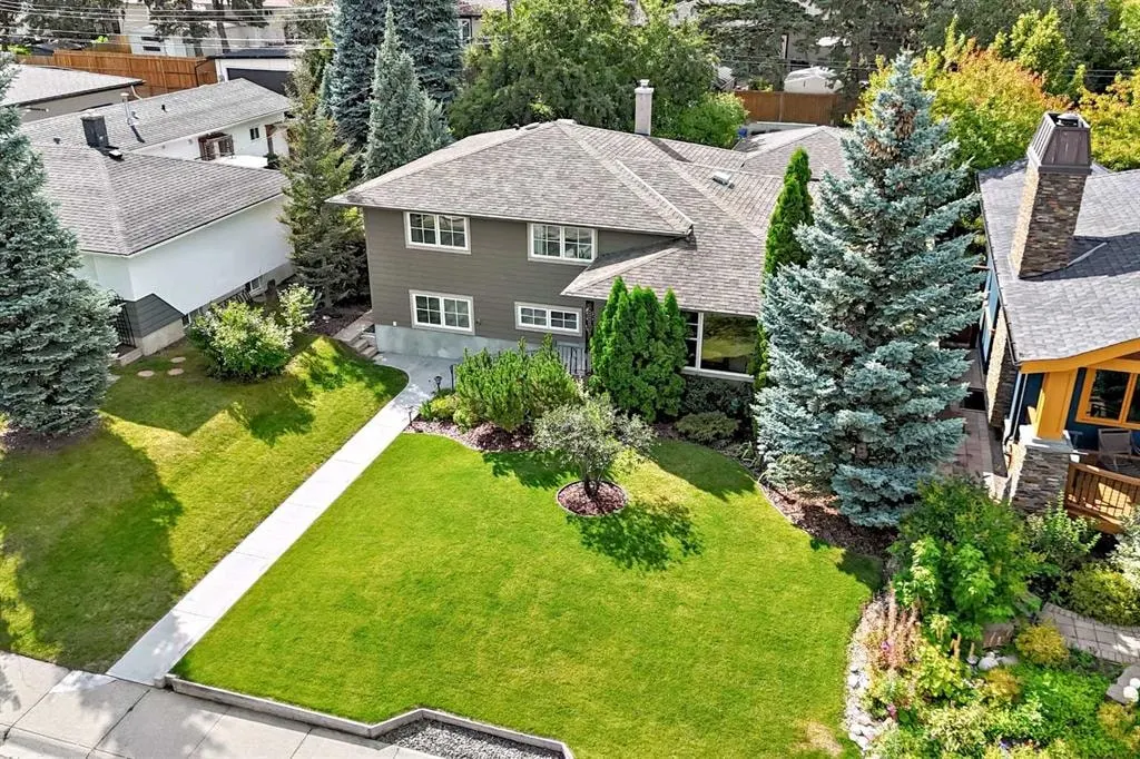 47 Woodlark Drive SW — photo 3