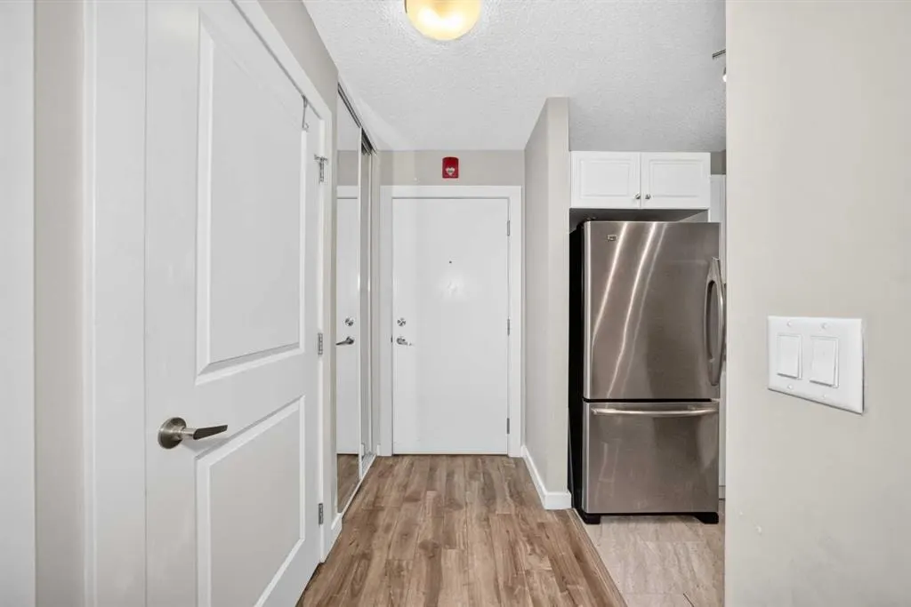 2204 1 Street SW #111 — photo 3