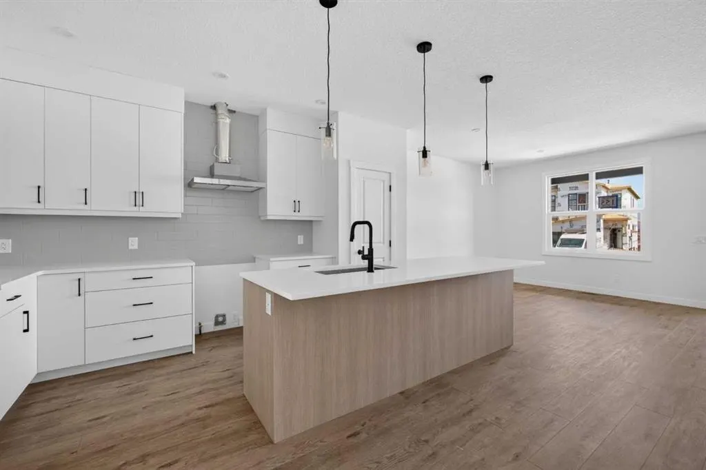 155 Stargazer Grove NW — photo 2