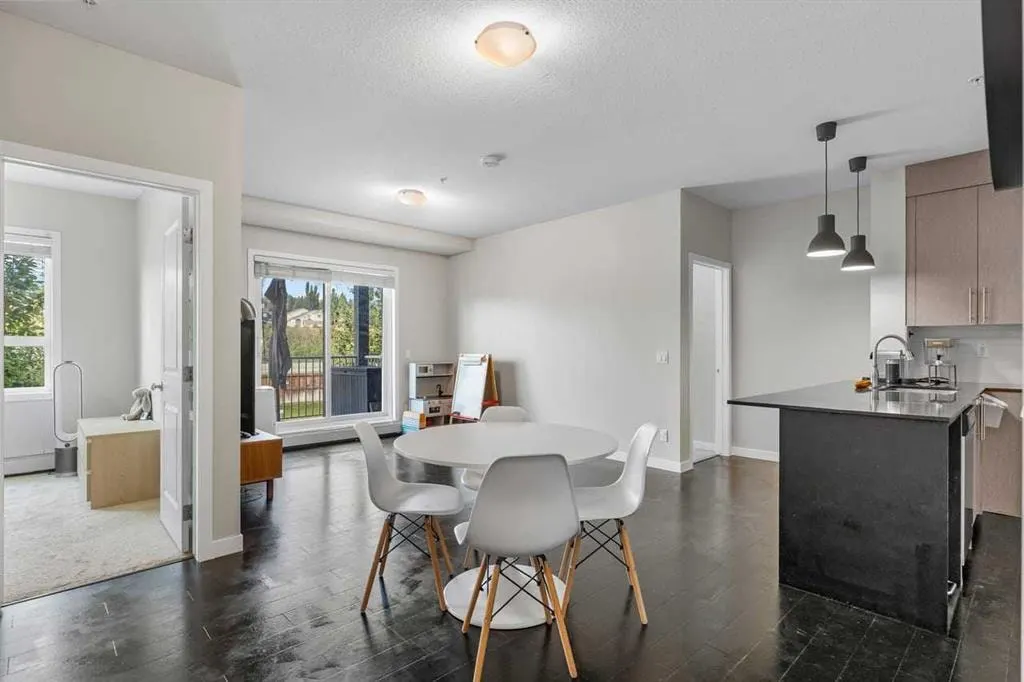 5305 32 Avenue SW #4201 — photo 3