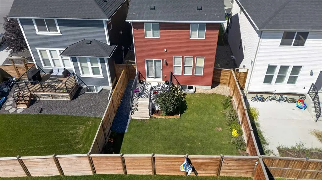 1209 Copperfield Boulevard SE — photo 3