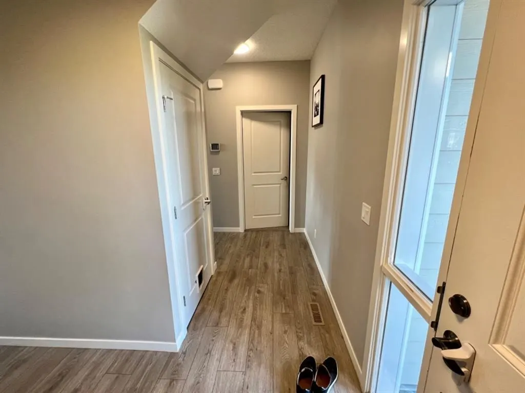 46 Legacy Grove SE — photo 3