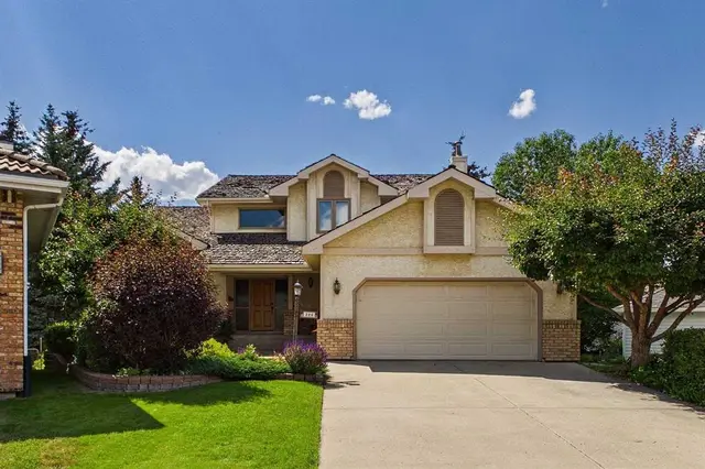220 Varsity Estates Terrace NW