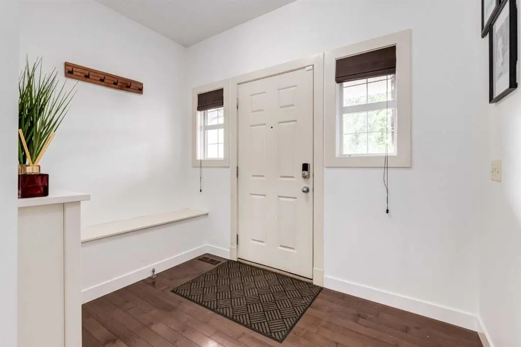 133 Copperleaf Bay SE — photo 2