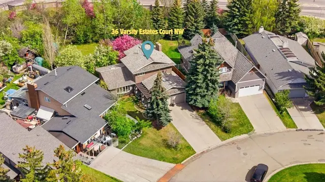 36 Varsity Estates Court NW