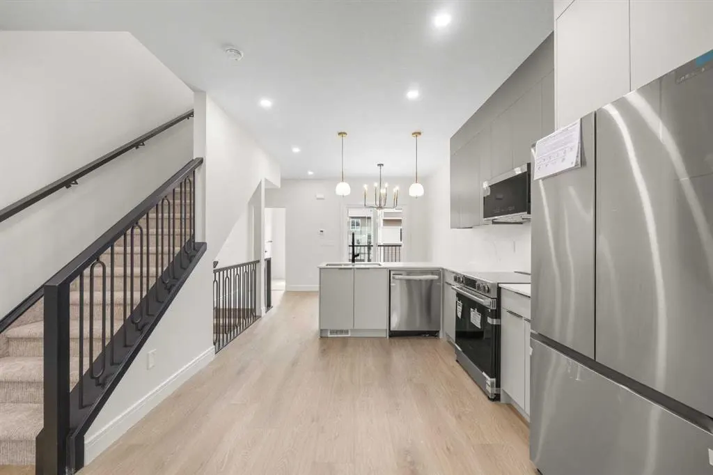 67 Panatella Square NW #301 — photo 2
