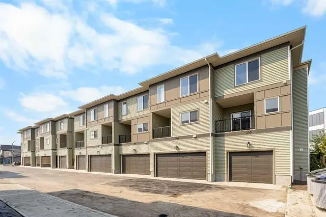 67 Panatella Square NW #305