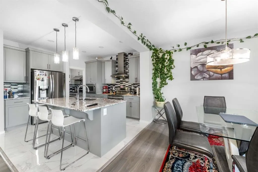 983 Corner Meadows Way NE — photo 3