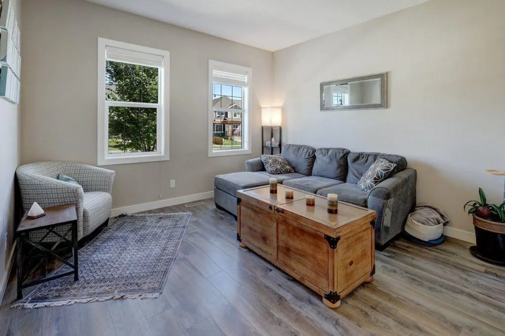 963 Nolan Hill Boulevard NW — photo 2