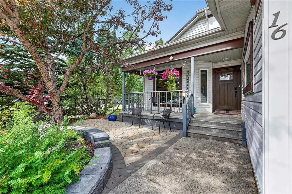 16 Rocky Ridge Landing NW — photo 3