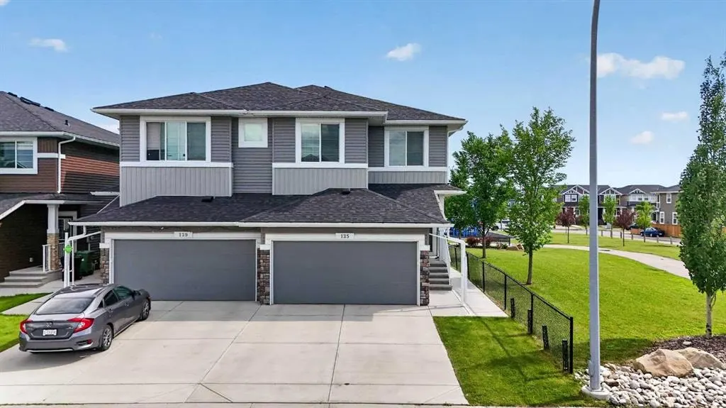 125 Redstone Common NE — photo 3