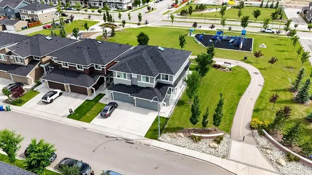 125 Redstone Common NE