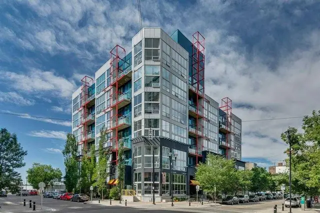 535 8 Avenue SE #406