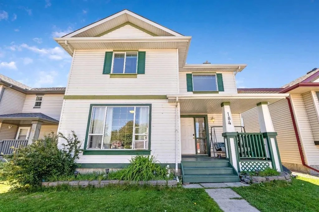 184 Erin Meadow Way SE — photo 2