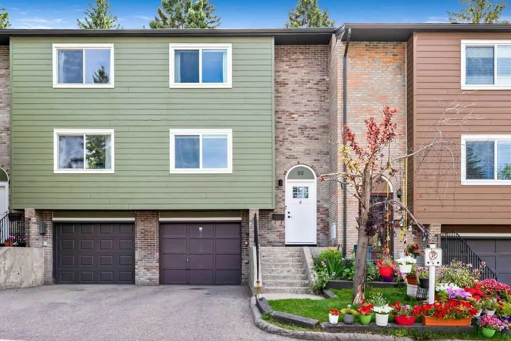 210 86 Avenue SE #92 — photo 2