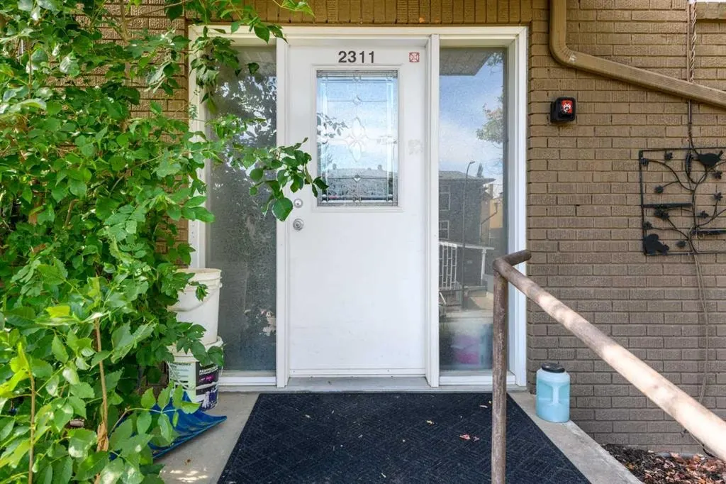 2311 17A Street SW #1 — photo 3