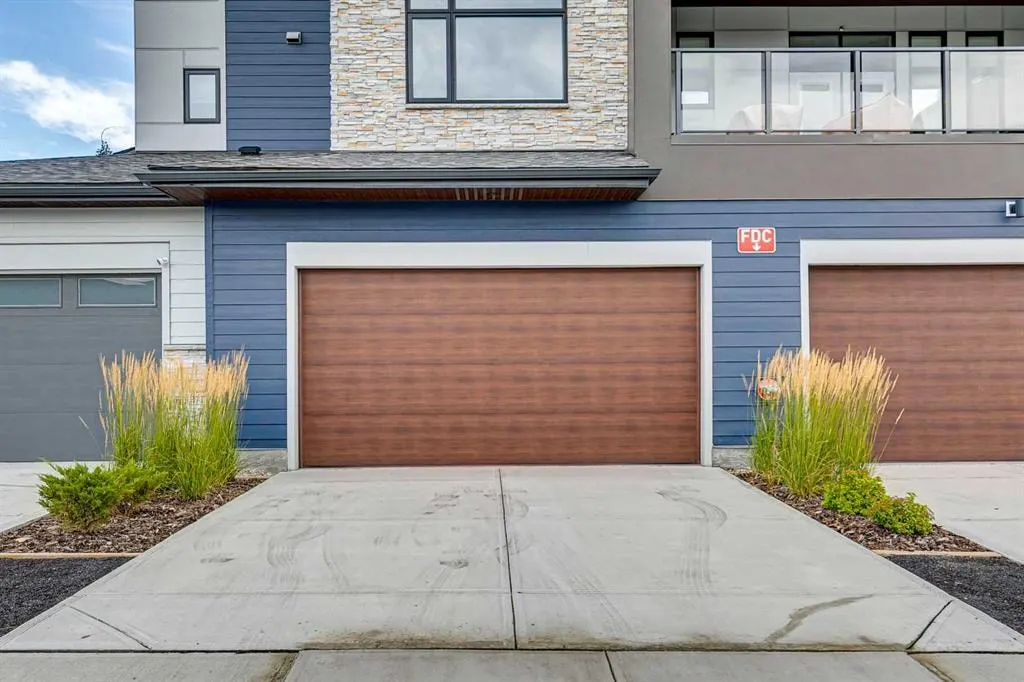 120 Marina Cove SE #301 — photo 2