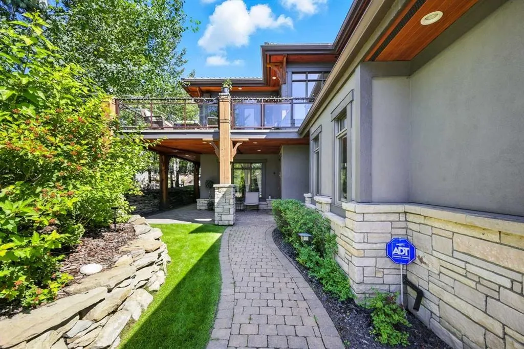 16 Spring Valley Lane SW — photo 3