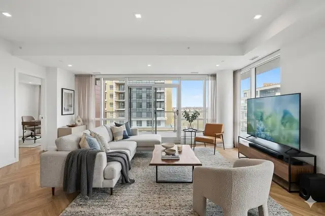 8445 Broadcast Avenue SW #415