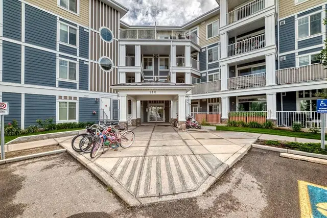 110 Auburn Meadows View SE #314
