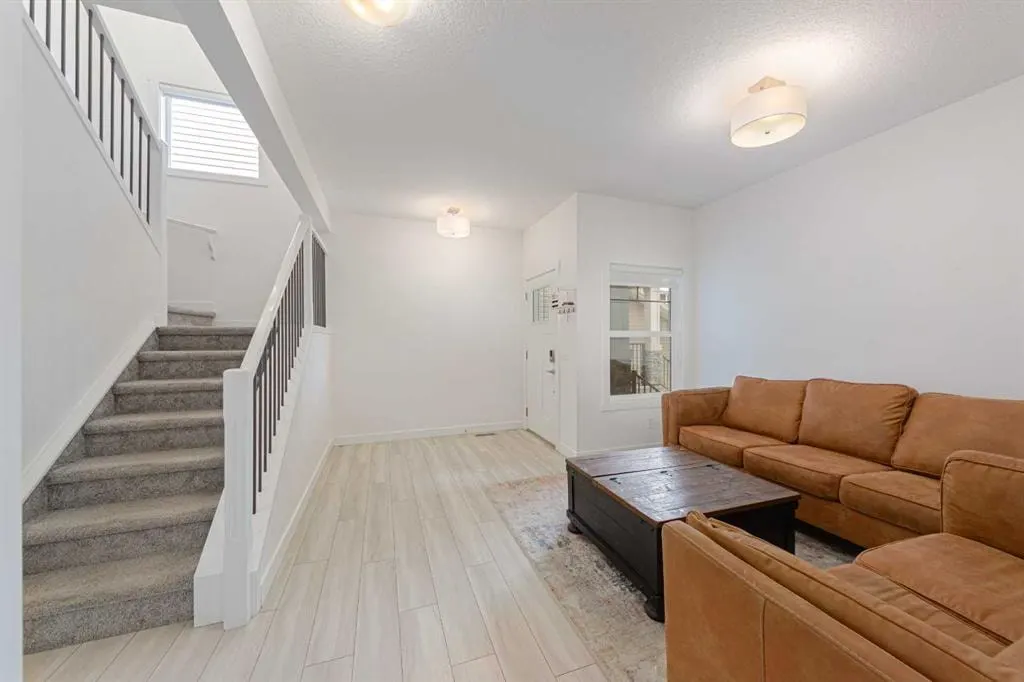 70 Saddlestone Green NE — photo 3
