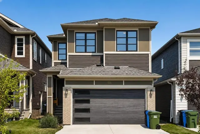 104 Homestead Close NE