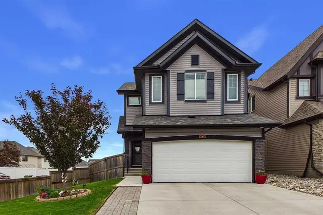 8 Sage Bank Road NW