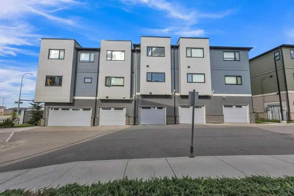 218 Sherwood Square NW #903 — photo 3