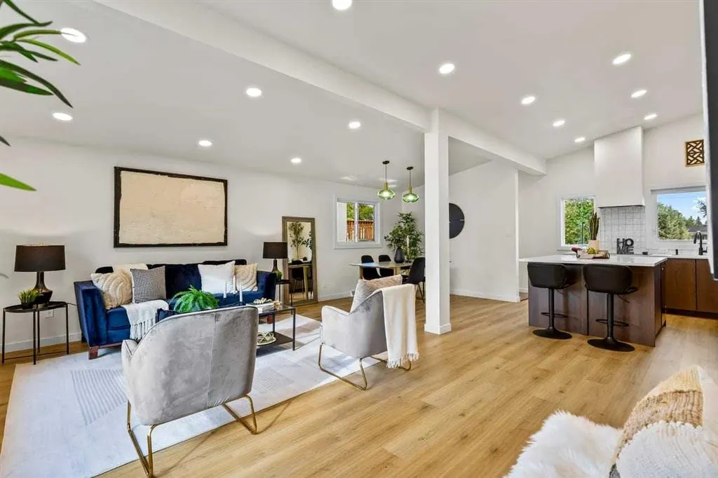 9716 2 Street SE — photo 3