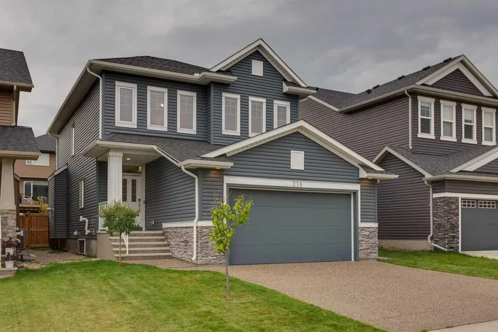 270 Crestmont Drive SW — photo 2