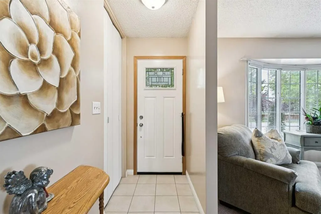 4919 Marlborough Drive NE — photo 3