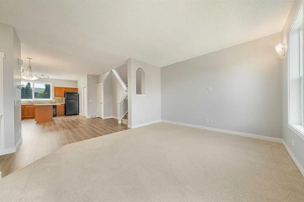 183 Silverado Way SW — photo 3