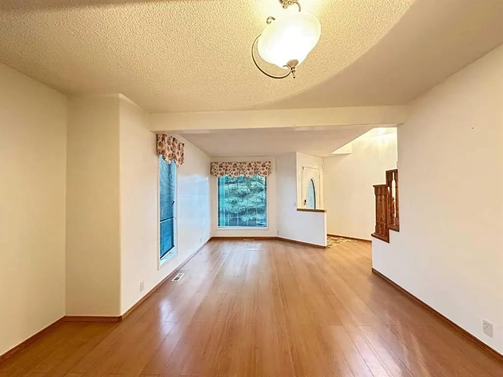 70 Schooner Close NW — photo 3