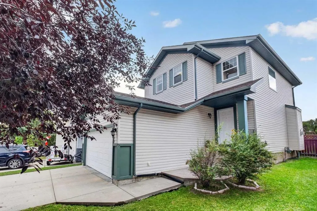 179 Erin Park Drive SE — photo 2