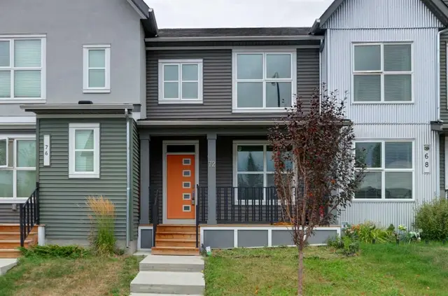 72 Carringvue Way NW