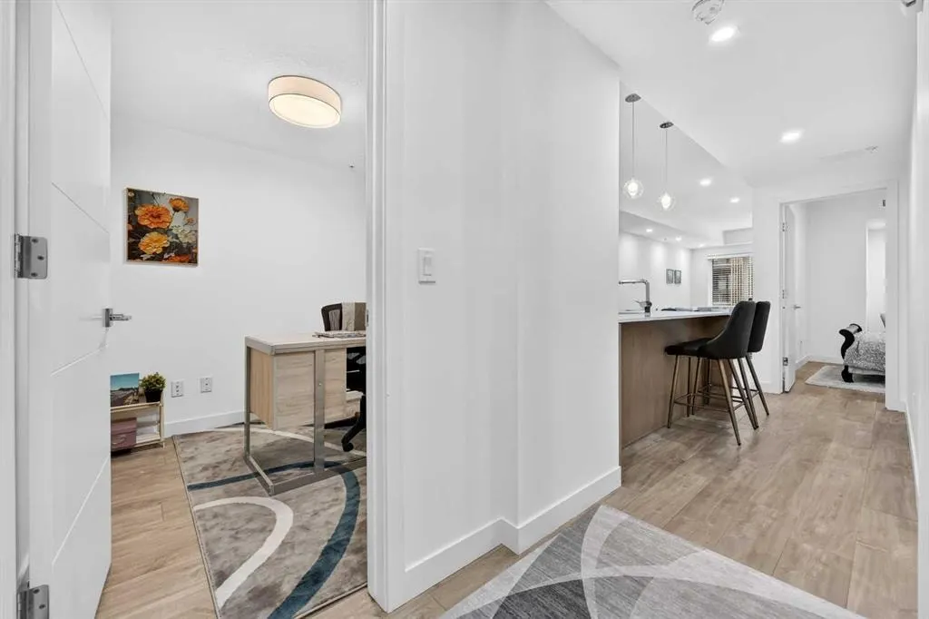 3450 19 Street SW #307 — photo 3