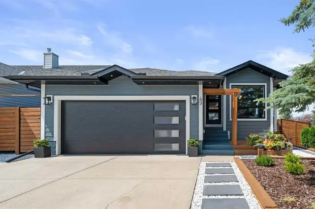 49 Sunlake Road SE