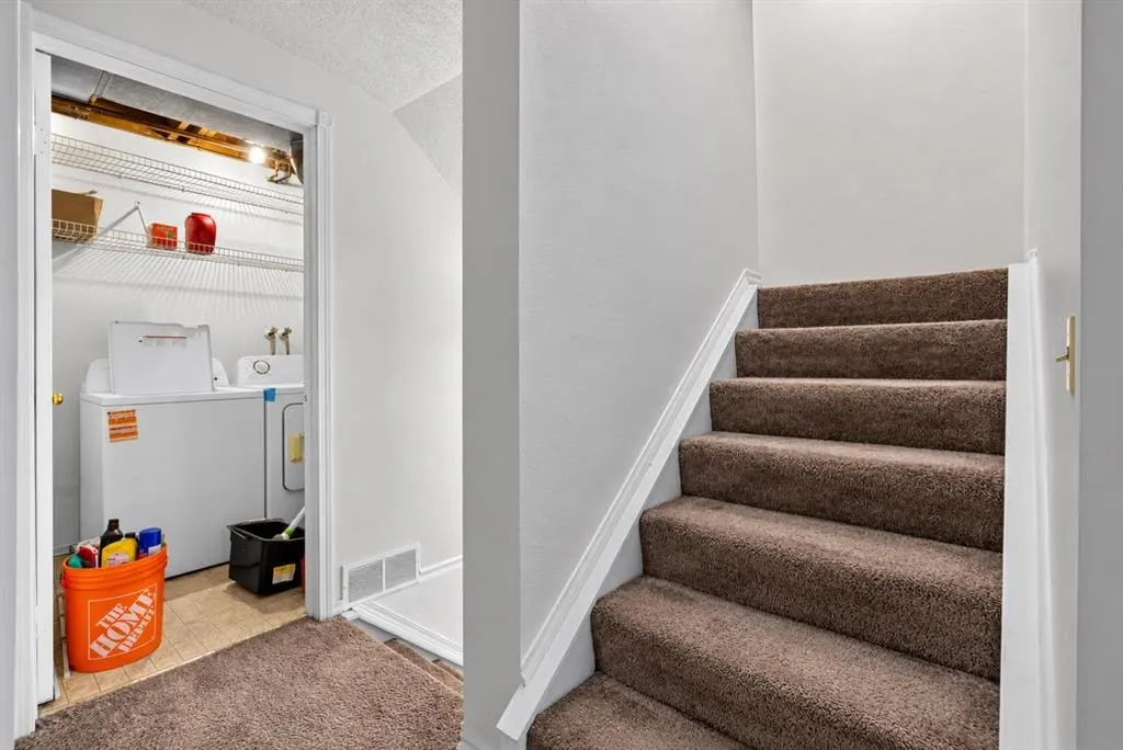3800 Fonda Way SE #8 — photo 3