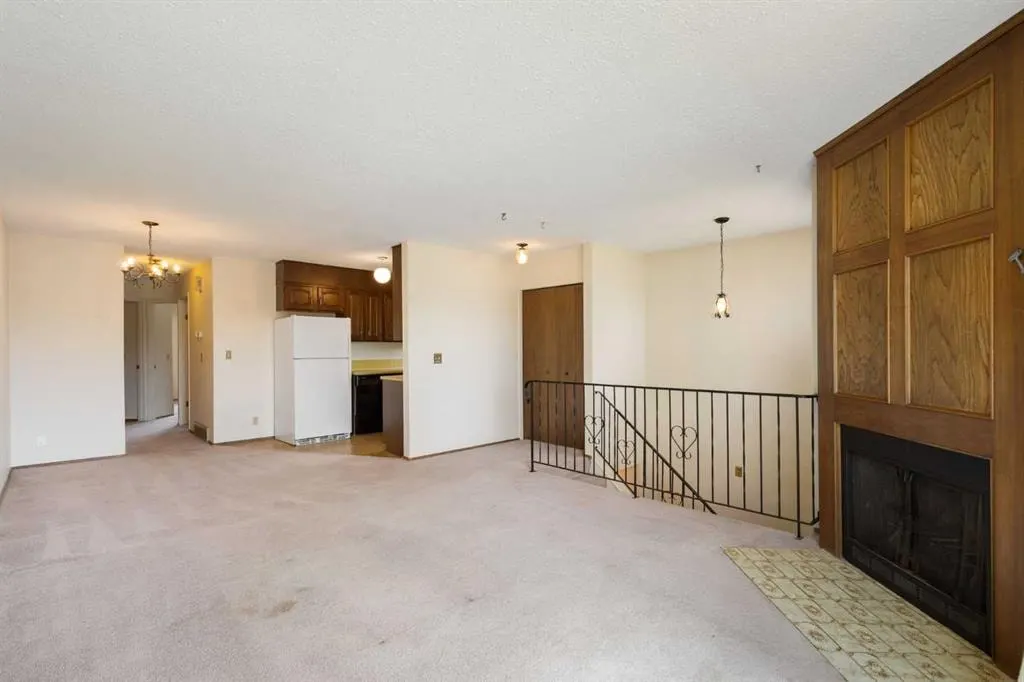 317 Templemont Place NE — photo 3