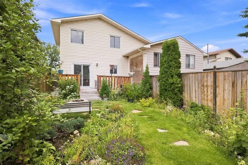 30 Bermuda Drive NW — photo 2