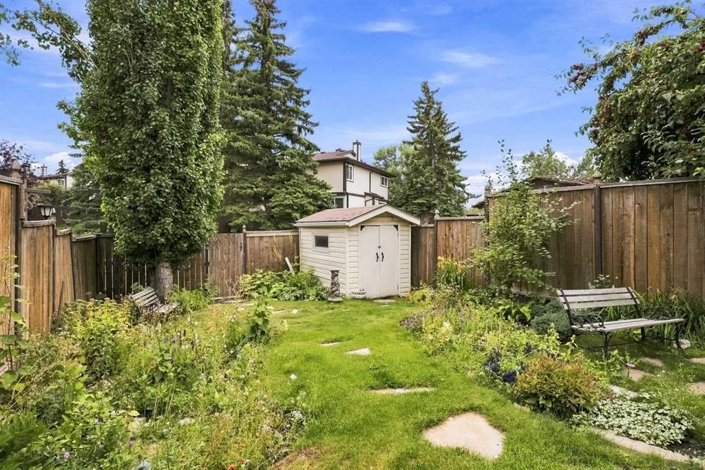 30 Bermuda Drive NW — photo 3