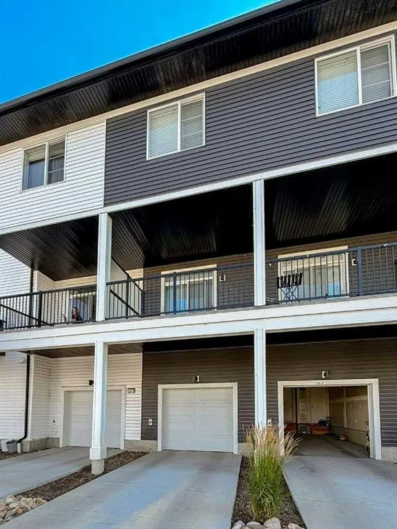 2474 210 Avenue SE — photo 2