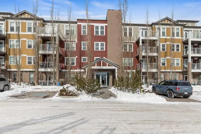 2300 Evanston Square NW #201