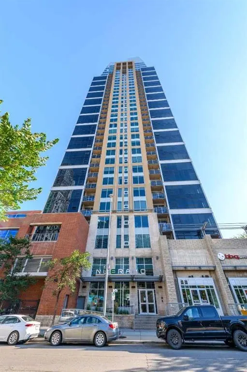 211 13 Avenue SE #607 — photo 2