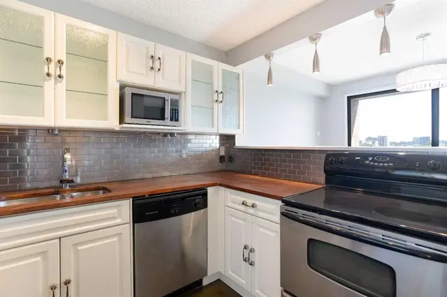 1414 5 Street SW #803