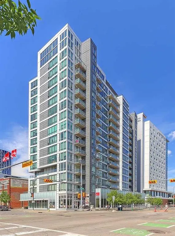 450 8 Avenue SE #912 — photo 1