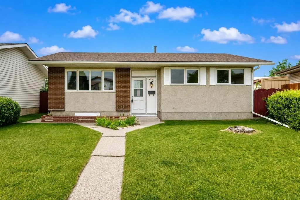 42 Rundlelawn Close NE — photo 2